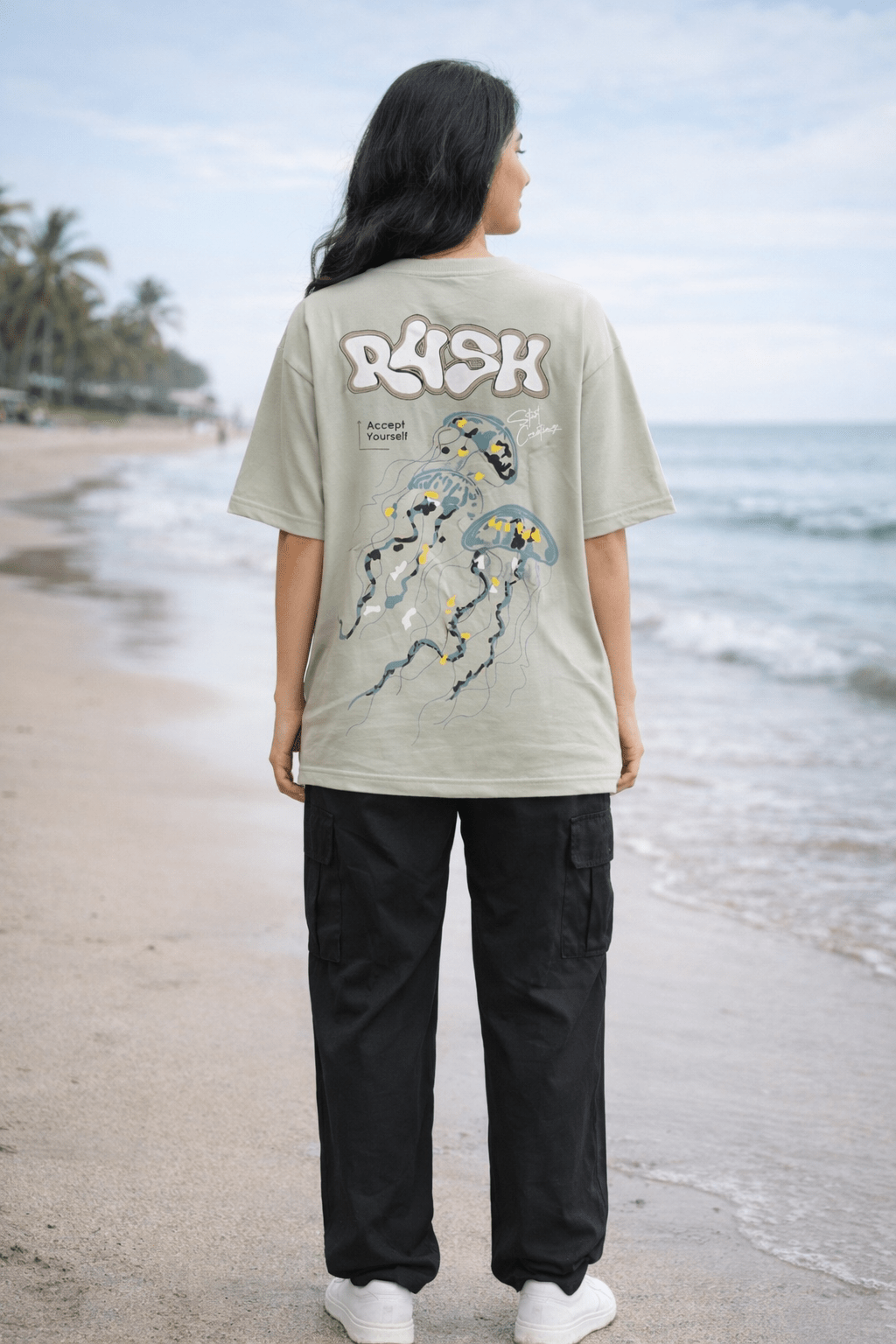 "Risk” Oversized Unisex T-Shirt - Club Leo Wear